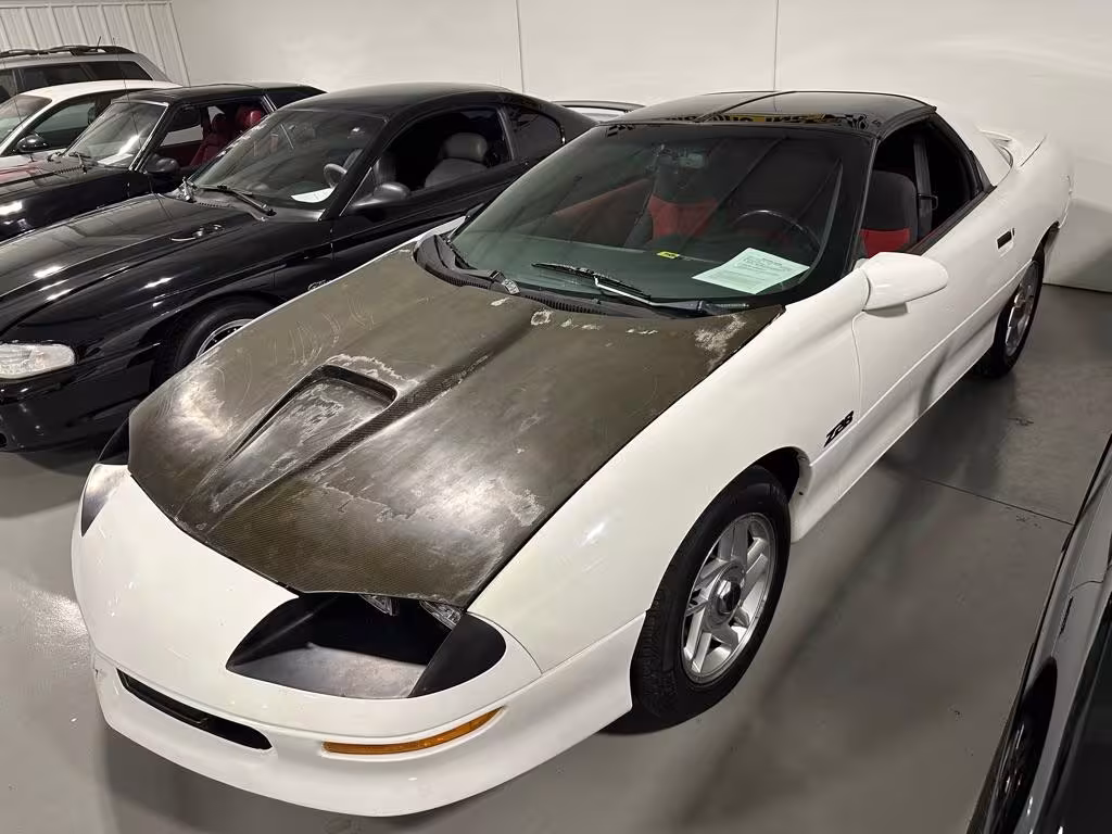 1995 Chevrolet Camaro - 2G1FP22PXS2204990 - Image #5