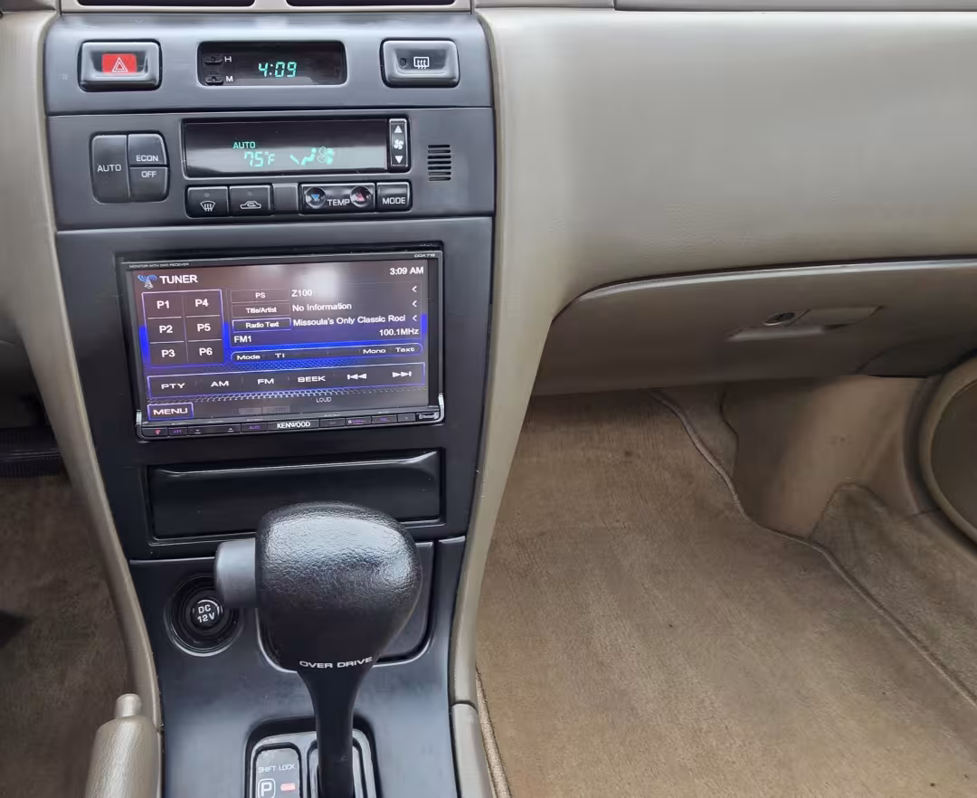 1998 Nissan Maxima - JN1CA21A1WT307040 - Image #15