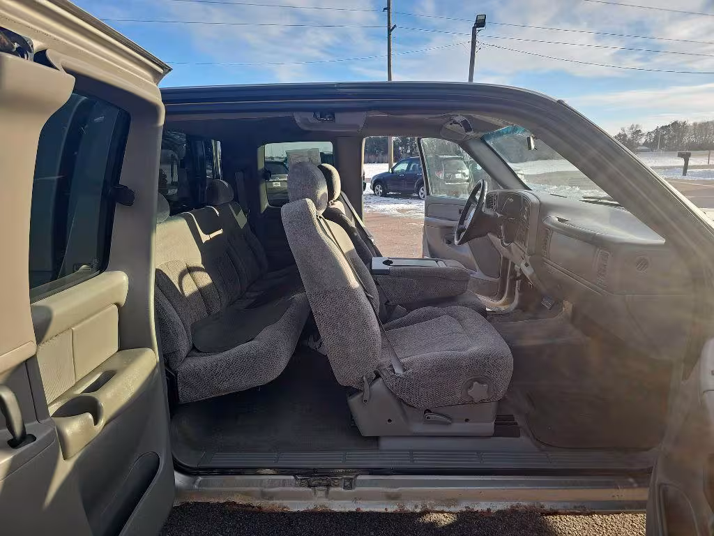 1999 Chevrolet Silverado 1500 - 1GCEK19V5XE109152 - Image #12