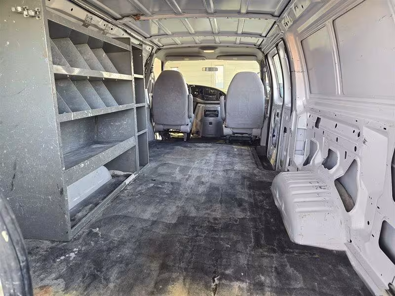 2001 Ford Econoline - 1FTNS24281HB24544 - Image #18