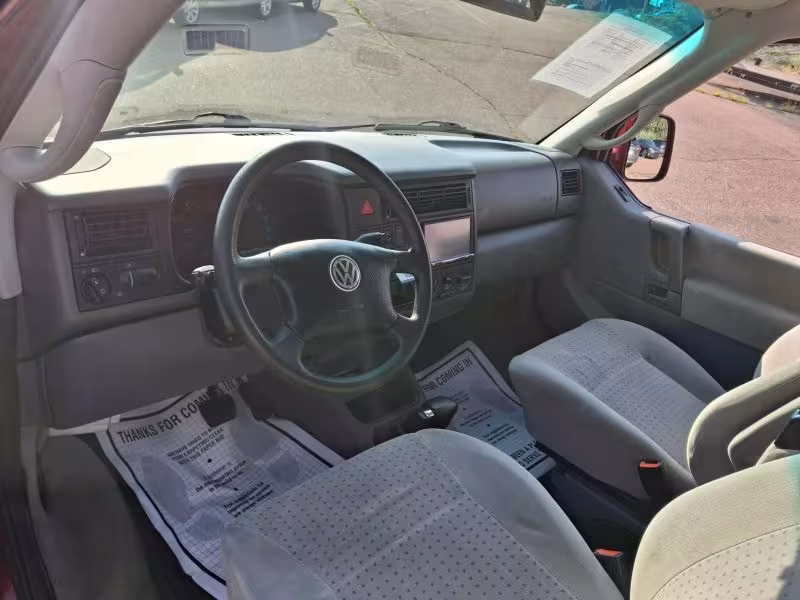 2001 Volkswagen Eurovan - WV2NB47051H105697 - Image #15