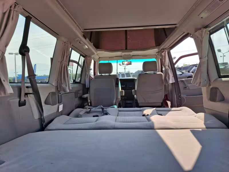 2001 Volkswagen Eurovan - WV2NB47051H105697 - Image #8