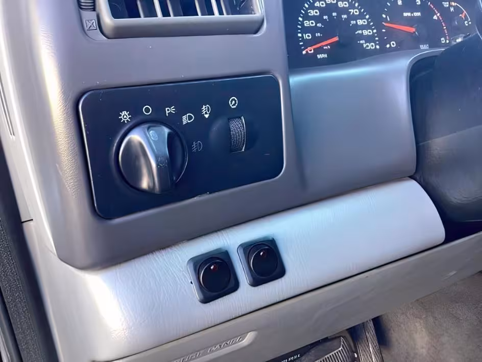 2002 Ford F-250 SD - 1FTNW21F02EA06213 - Image #19