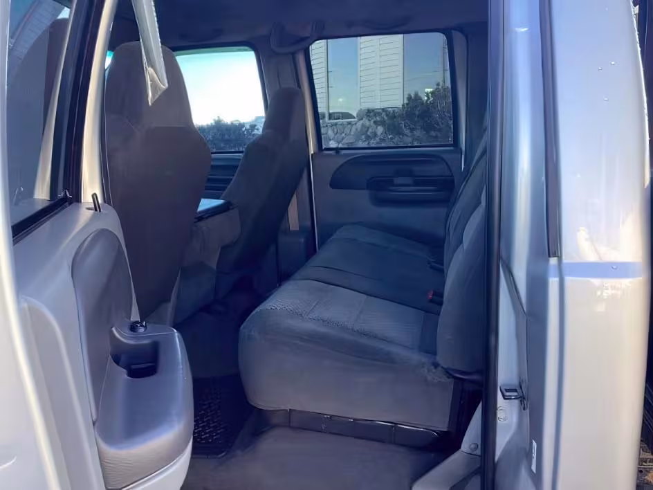 2002 Ford F-250 SD - 1FTNW21F02EA06213 - Image #21