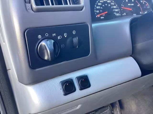 2002 Ford F-250 SD - 1FTNW21F02EA06213 - Image #38