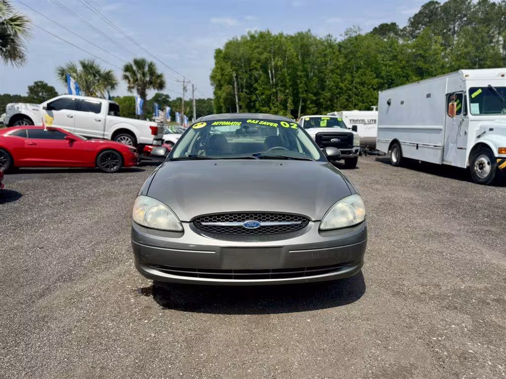 2002 Ford Taurus - 1FAFP55292A252264 - Image #2