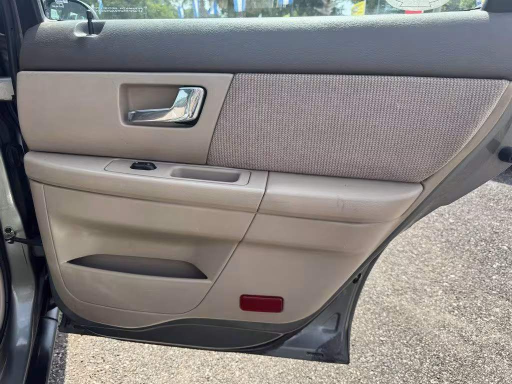 2002 Ford Taurus - 1FAFP55292A252264 - Image #20