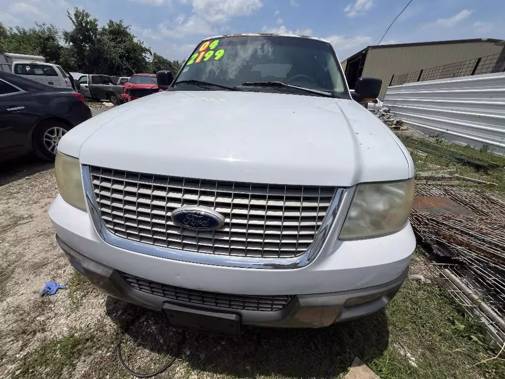 2004 Ford Expedition - 1FMFU17LX4LB77613 - Image #7