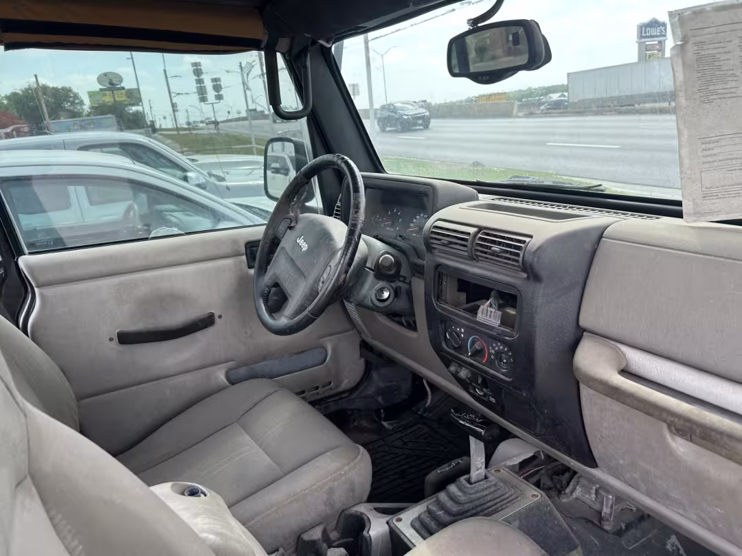 2004 Jeep Wrangler - 1J4FA59S24P767171 - Image #7