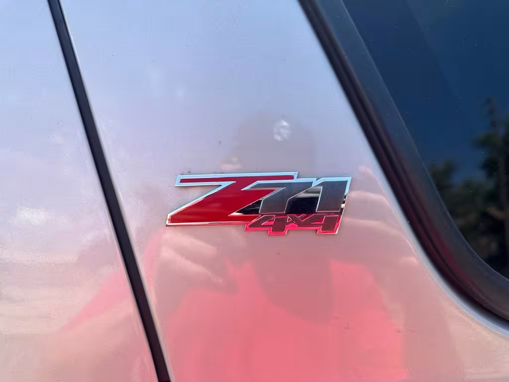 2005 Chevrolet Tahoe - 1GNEK13T05R197936 - Image #12