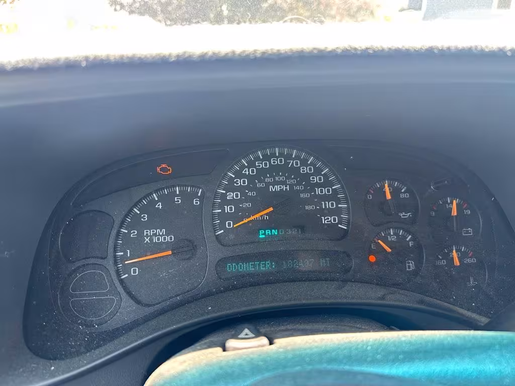 2005 Chevrolet Tahoe - 1GNEK13T05R197936 - Image #17