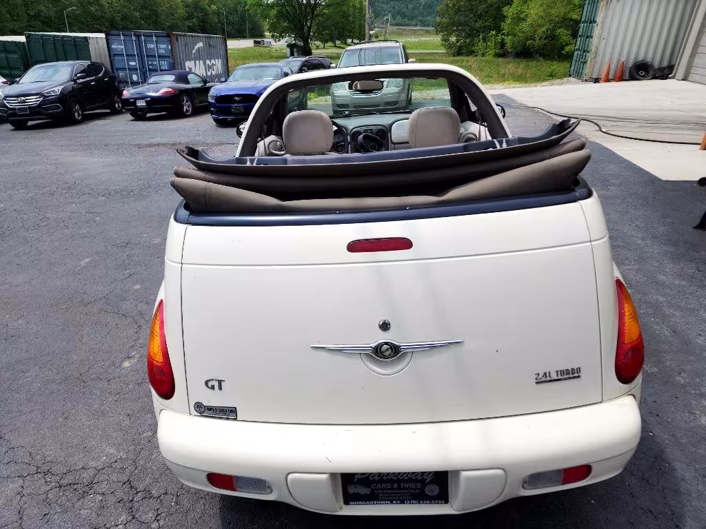2005 Chrysler PT Cruiser - 3C3AY75S85T307057 - Image #12