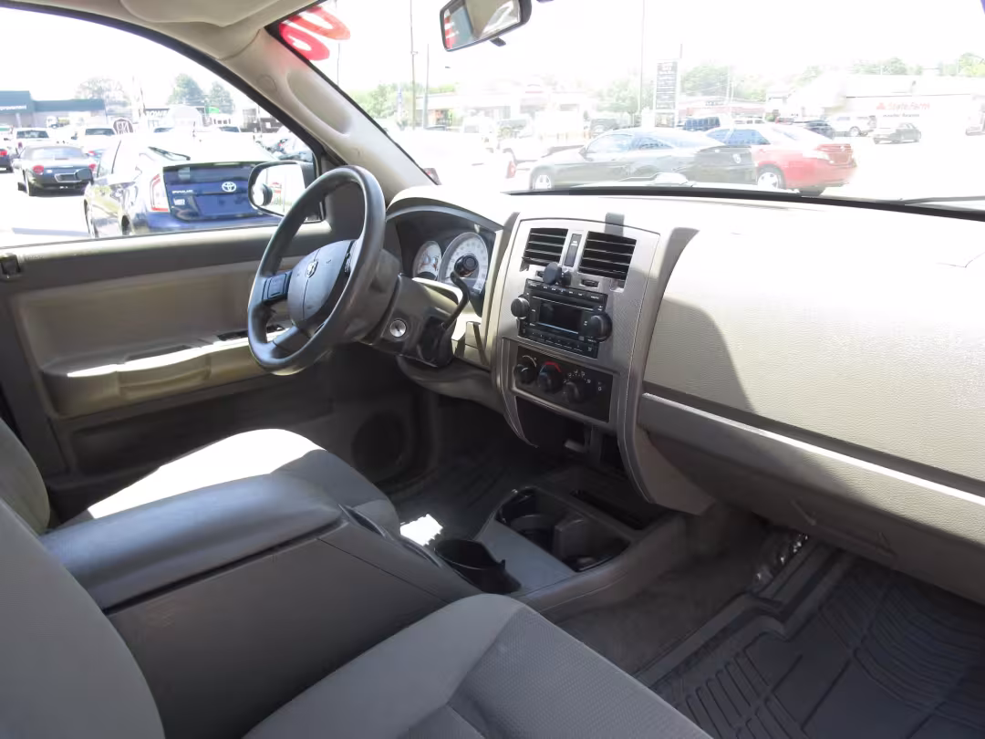 2006 Dodge Dakota - 1D7HE48N16S629796 - Image #5