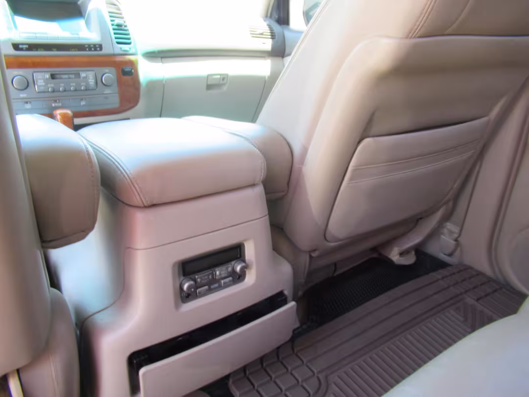 2006 Lexus LX 470 - JTJHT00W264012132 - Image #19
