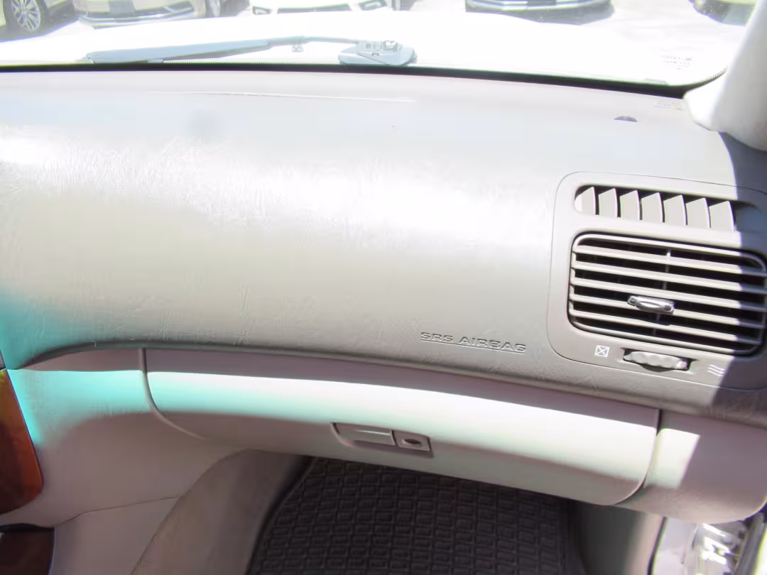 2006 Lexus LX 470 - JTJHT00W264012132 - Image #40