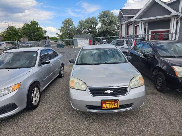 2007 Chevrolet Malibu - 1G1ZS58F07F102387 - Image #2