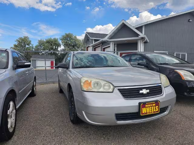 2007 Chevrolet Malibu - 1G1ZS58F07F102387 - Image #3