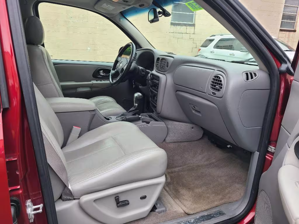 2007 Chevrolet TrailBlazer - 1GNDT13S872172245 - Image #9
