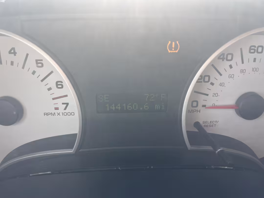 2007 Ford Explorer Sport Trac - 1FMEU31K27UA27338 - Image #16