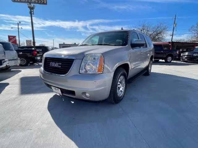 2007 GMC Yukon XL - 1GKFC16017J246112 - Image #1