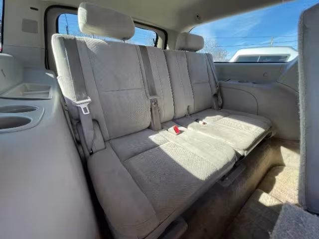 2007 GMC Yukon XL - 1GKFC16017J246112 - Image #13