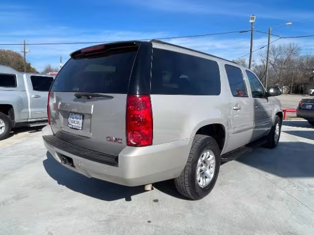 2007 GMC Yukon XL - 1GKFC16017J246112 - Image #7