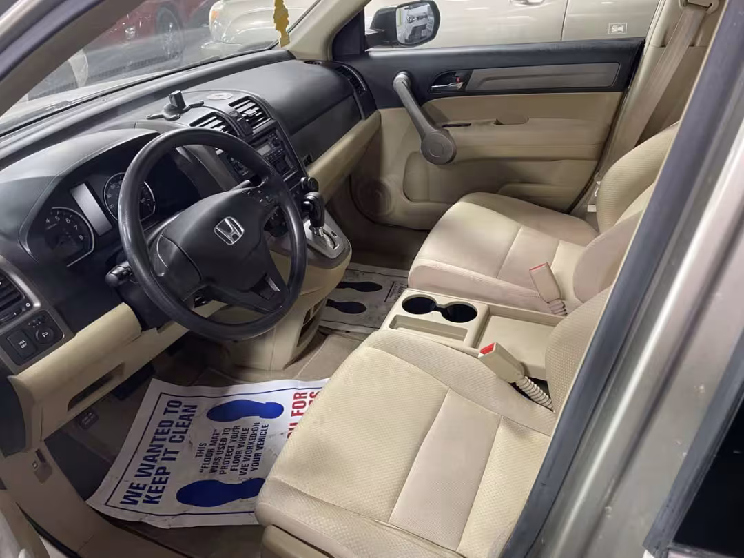 2007 Honda CR-V - JHLRE48357C038043 - Image #9