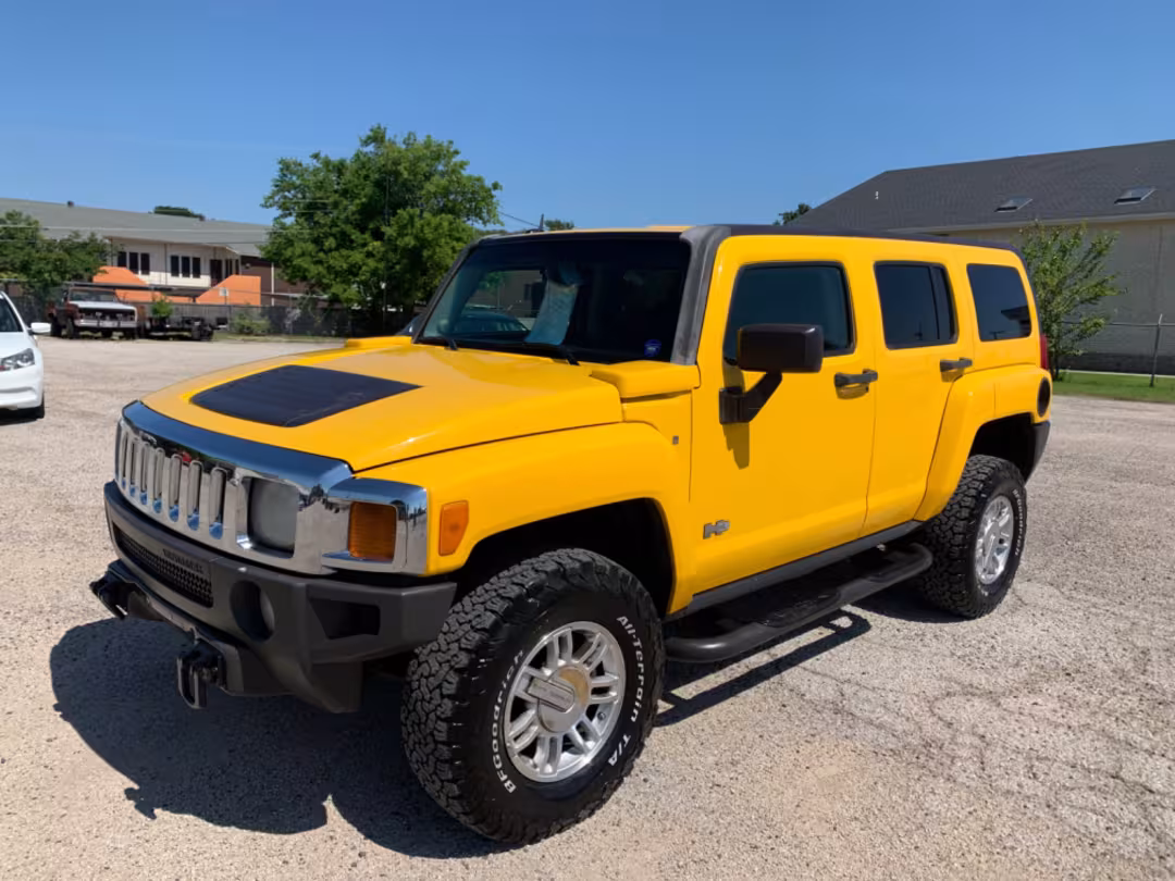 2007 Hummer H3 - 5GTDN13E378199775 - Image #3