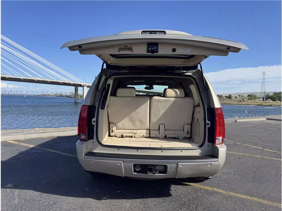 2008 Cadillac Escalade - 1GYFK63868R170406 - Image #15
