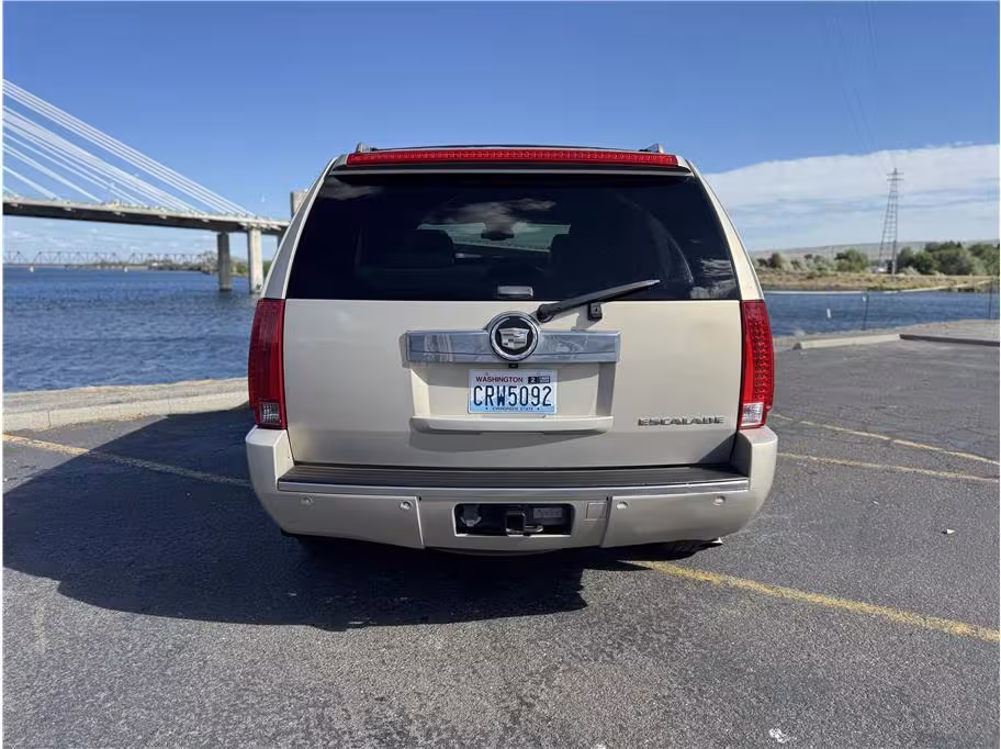 2008 Cadillac Escalade - 1GYFK63868R170406 - Image #16