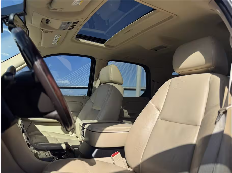 2008 Cadillac Escalade - 1GYFK63868R170406 - Image #6