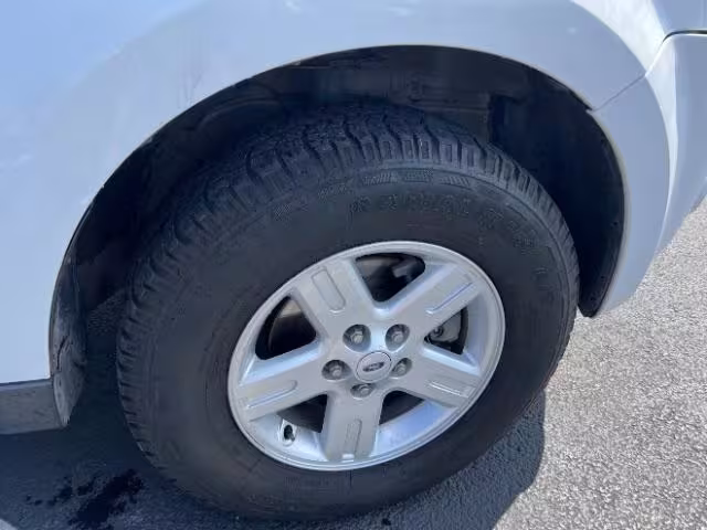 2008 Ford Escape Hybrid - 1FMCU49H98KC40113 - Image #19