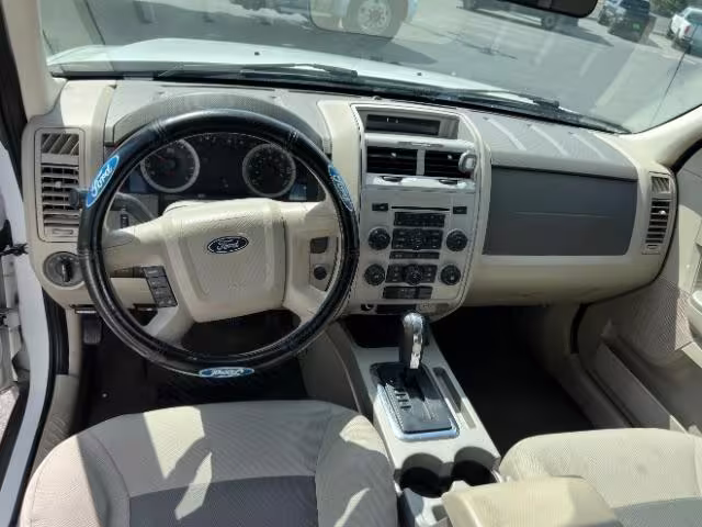 2008 Ford Escape Hybrid - 1FMCU49H98KC40113 - Image #21