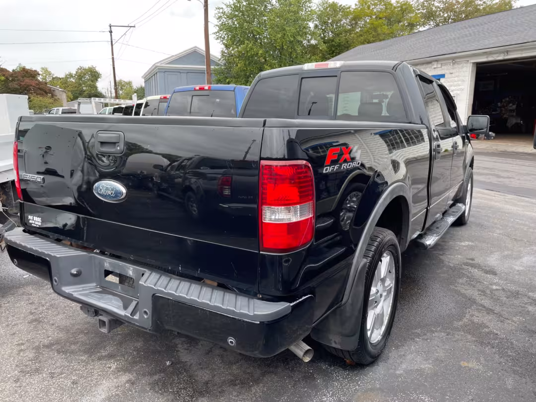 2008 Ford F-150 - 1FTPW14518FA76053 - Image #3