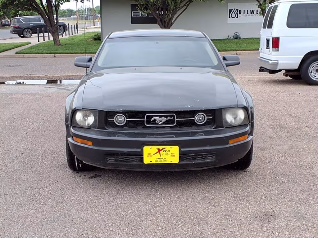 2008 Ford Mustang - 1ZVHT80N485145106 - Image #2