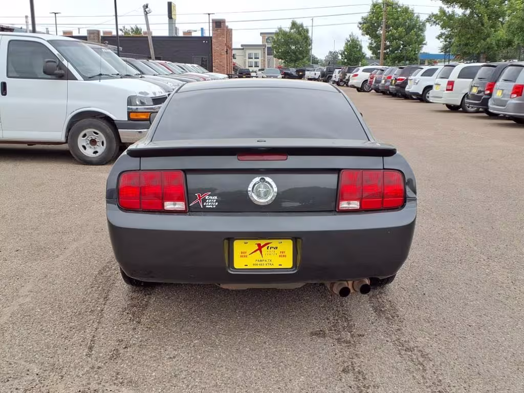 2008 Ford Mustang - 1ZVHT80N485145106 - Image #4