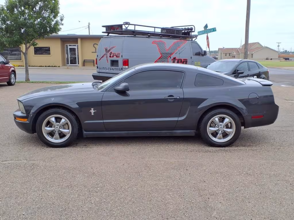 2008 Ford Mustang - 1ZVHT80N485145106 - Image #5
