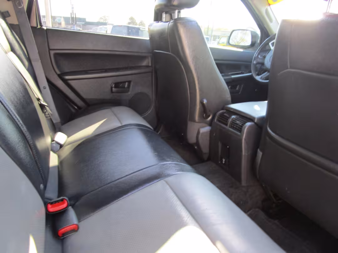 2008 Jeep Grand Cherokee - 1J8HS48N28C164339 - Image #6