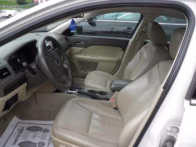 2009 Mercury Milan - 3MEHM08169R603647 - Image #1
