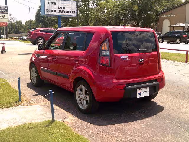 2010 Kia Soul - KNDJT2A26A7172159 - Image #4