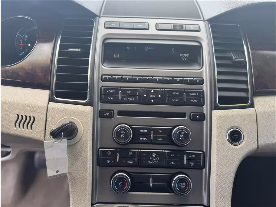 2011 Ford Taurus - 1FAHP2FW6BG111528 - Image #7