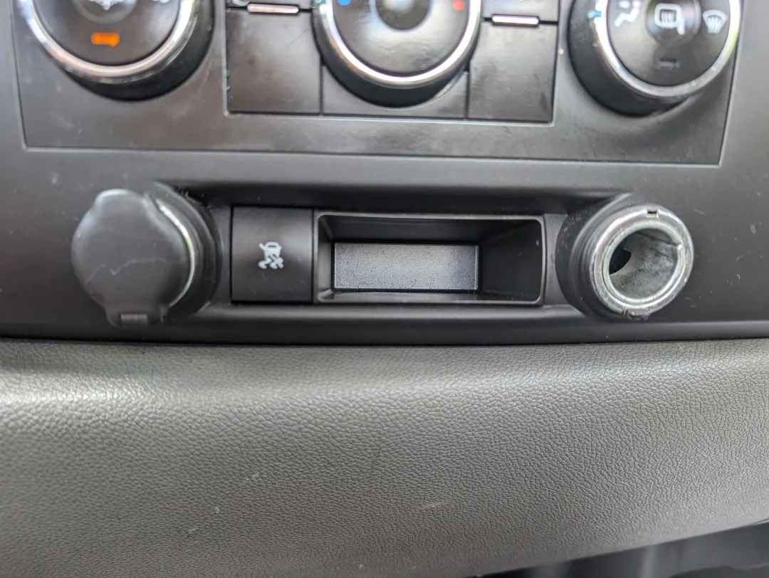 2011 GMC Sierra 1500 - 1GTN1TEX8BZ109072 - Image #13