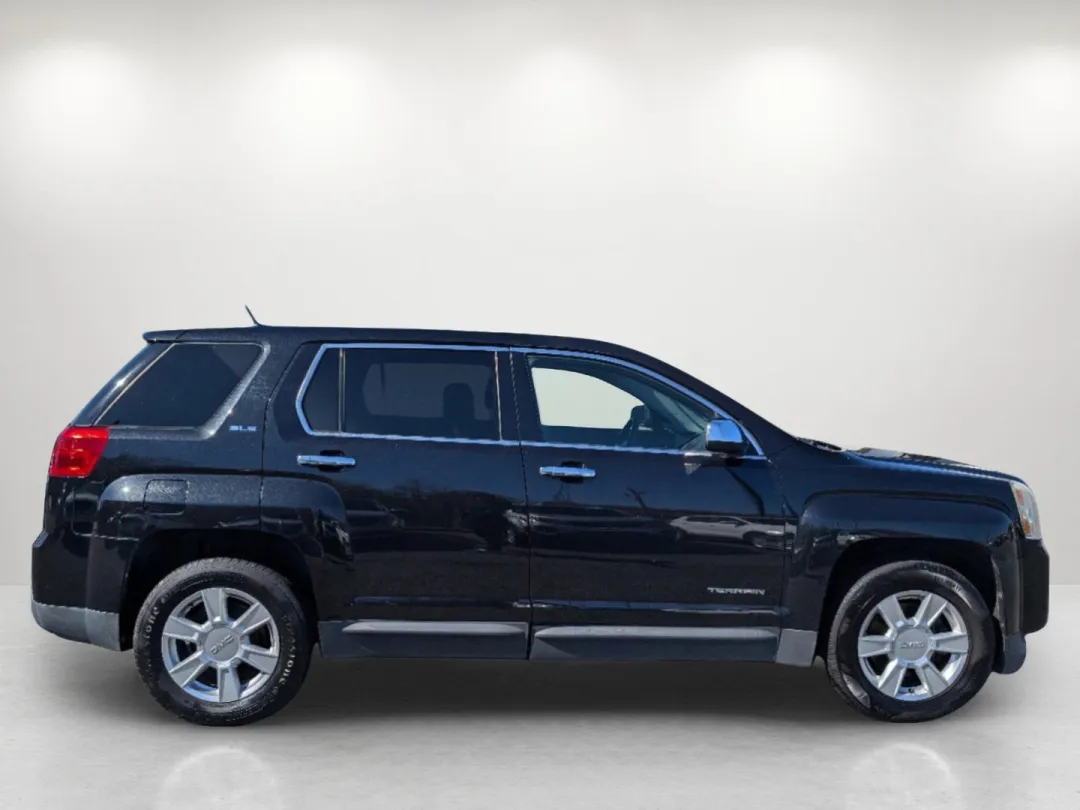 2011 GMC Terrain - 2CTALMEC9B6239406 - Image #5