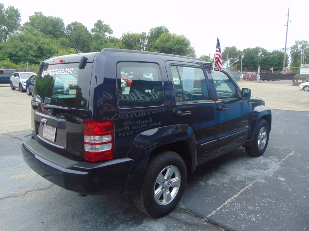 2011 Jeep Liberty - 1J4PN2GK9BW523529 - Image #4