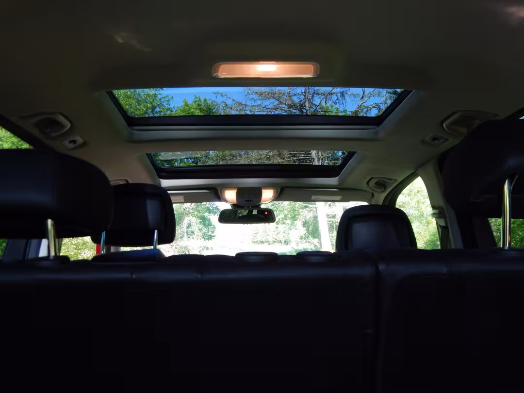 2011 Mercedes-Benz GLK-Class - WDCGG8HB7BF561532 - Image #14