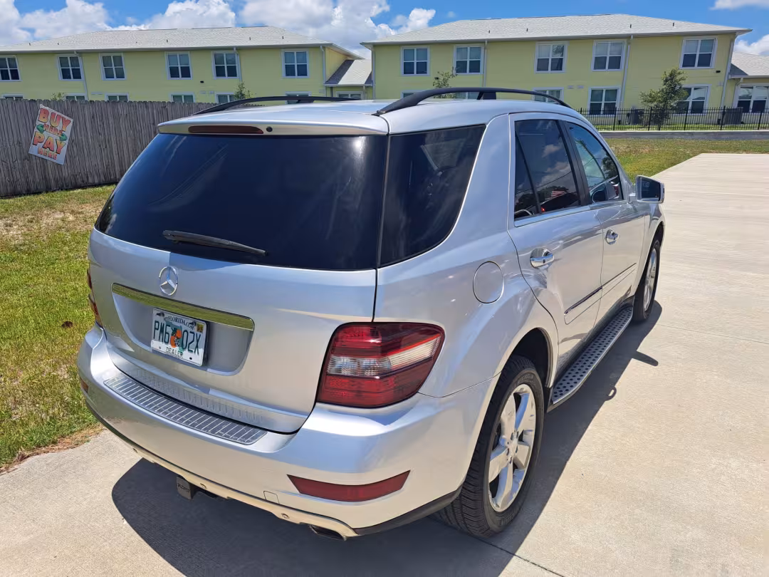 2011 Mercedes-Benz M-Class - 4JGBB5GB5BA729448 - Image #1