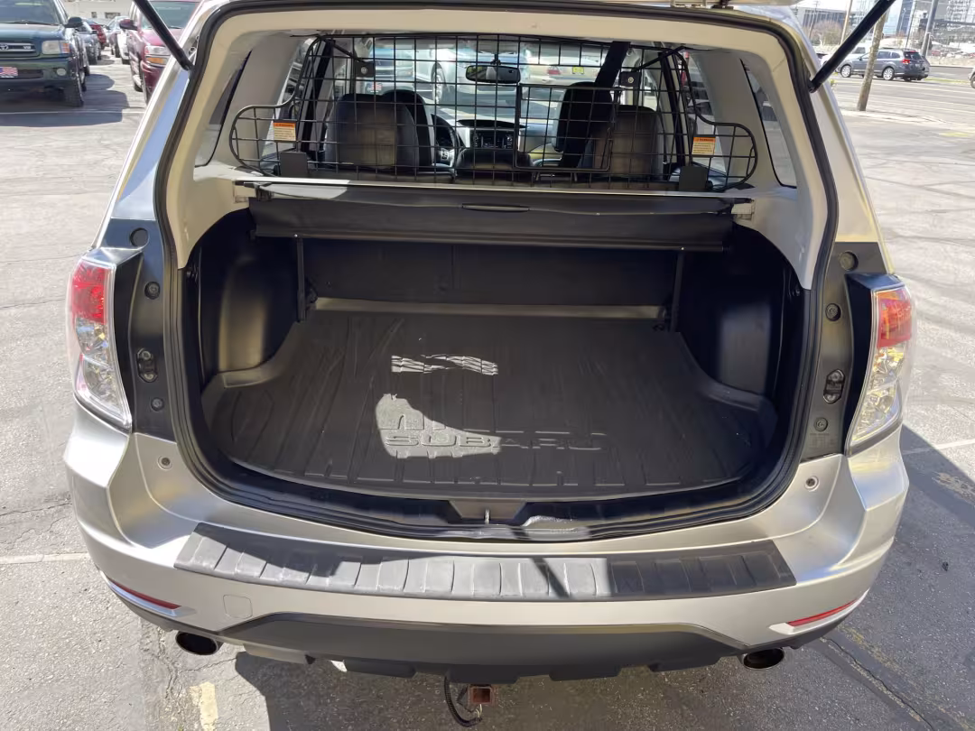 2011 Subaru Forester - JF2SHBEC5BH742822 - Image #28