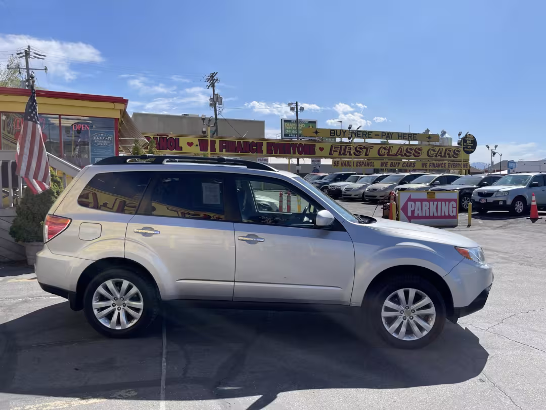 2011 Subaru Forester - JF2SHBEC5BH742822 - Image #5