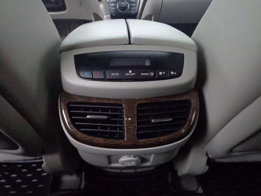 2012 Acura MDX - 2HNYD2H39CH547456 - Image #22