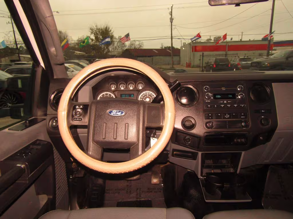 2012 Ford F-250 SD - 1FT7W2A69CED15320 - Image #21